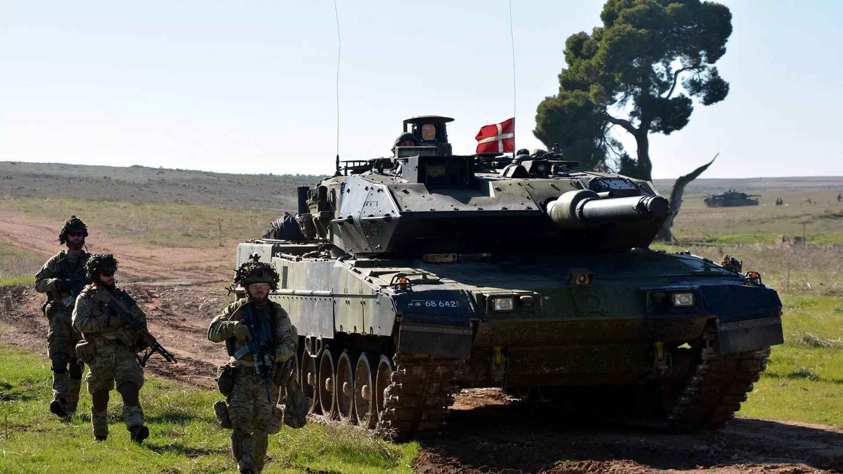 Đan Mạch đồng thuận bắt buộc nhập ngũ cho nữ giới Dan Mach dong thuan bat buoc nhap ngu cho nu gioi