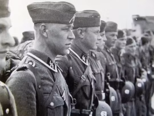 Nhận thấy thương vong của công dân Phần Lan ngày càng lớn, chính phủ Phần Lan quyết định không tiếp tục cho công dân tham gia lực lượng Waffen-SS nữa. Tháng 4/1943, việc tuyển quân của Waffen-SS tại Phần Lan dừng lại.