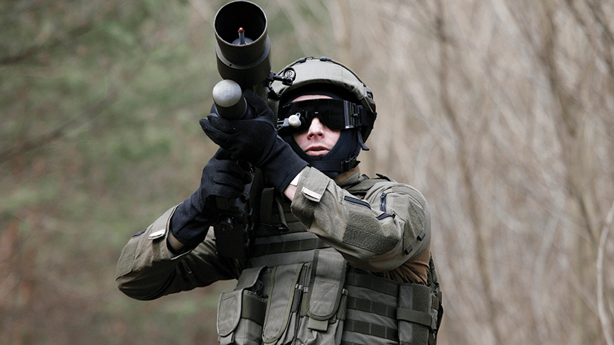 Bộ trưởng Bộ Quốc phòng Ba Lan đã thông qua nghị quyết cung cấp hệ thống tên lửa phòng không di động Piorun GROM-M MANPADS sản xuất trong nước cho Ukraine sau căng thẳng với Nga.