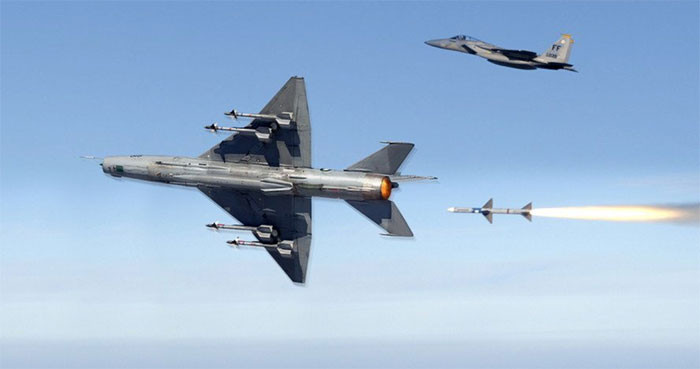 Trong khi các tên lửa tầm xa hơn của Nga được phát triển chủ yếu để nhắm vào các mục tiêu lớn và khó cơ động linh hoạt như máy bay cảnh báo sớm AWACS, máy bay tiếp dầu trên không, máy bay ném bom và vận tải, thì tên lửa K-77M được tối ưu hóa để có thể tiêu diệt các mục tiêu nhỏ và nhanh nhẹn ở phạm vi cực xa.