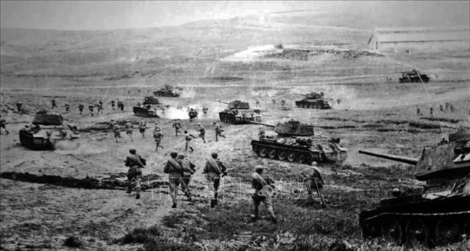 Theo quan niệm của nhiều người, trận đánh xe tăng lớn nhất trong Thế chiến II xảy ra là trận Vòng cung Kursk diễn ra vào tháng 7/1943. Tuy nhiên, các nhà sử học gần đây nghiên cứu các tài liệu lưu trữ cho biết, có một trận đánh xe tăng khác, quy mô không kém xảy ra vào đầu cuộc Chiến tranh Vệ quốc Vĩ đại của Liên Xô, gần thành phố Senno của Belarus.