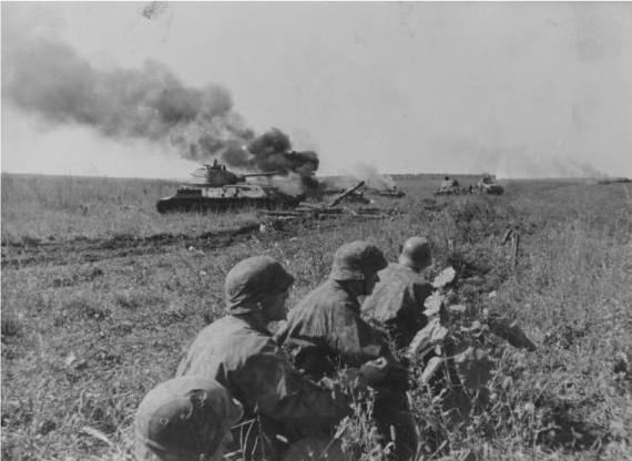 Ngày 19/3/1944, Hitler ra chỉ thị yêu cầu kể từ lúc đó trở đi, quân tướng phải bám giữ mọi cứ mọi cứ điểm cho đến người cuối cùng. Sau khi Hồng quân Liên Xô hình thành bao vây Tập đoàn Thiết giáp số 1 của Đức vào ngày 21/3/1944, Manstein vội bay tới tổng hành dinh của Hitler nhằm thuyết phục ông ta thay đổi ý định.