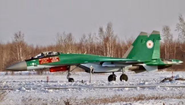 Nước này trước đây cũng đã sản xuất máy bay chiến đấu MiG-29 theo giấy phép với sự hỗ trợ của Nga, bắt đầu từ những năm 1990 và có hơn 20 máy bay chiến đấu đã được chế tạo.