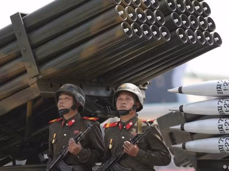 Trieu Tien trien khai phao phan luc gan dao Han Quoc