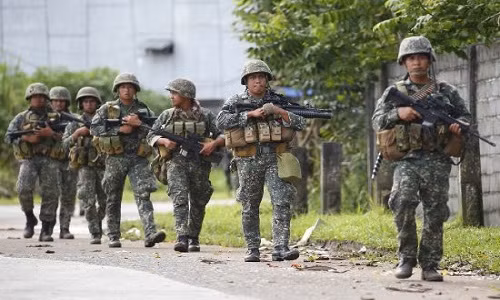 Ra toi hau thu sac lanh, quan doi Philippines sap quyet chien