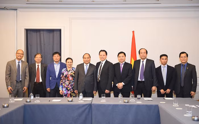 Tại các cuộc gặp, Thủ tướng đánh giá cao những nỗ lực, đóng góp tích cực của các doanh nhân, trí thức người Việt Nam ở nước ngoài thời gian qua đã góp phần thúc đẩy quan hệ Việt Nam – Hoa Kỳ phát triển toàn diện, nâng cao uy tín cộng đồng người Việt Nam tại Hoa Kỳ, được Chính quyền và dư luận sở tại hoan nghênh, đóng góp ngày càng quan trọng vào sự phát triển của xã hội sở tại.