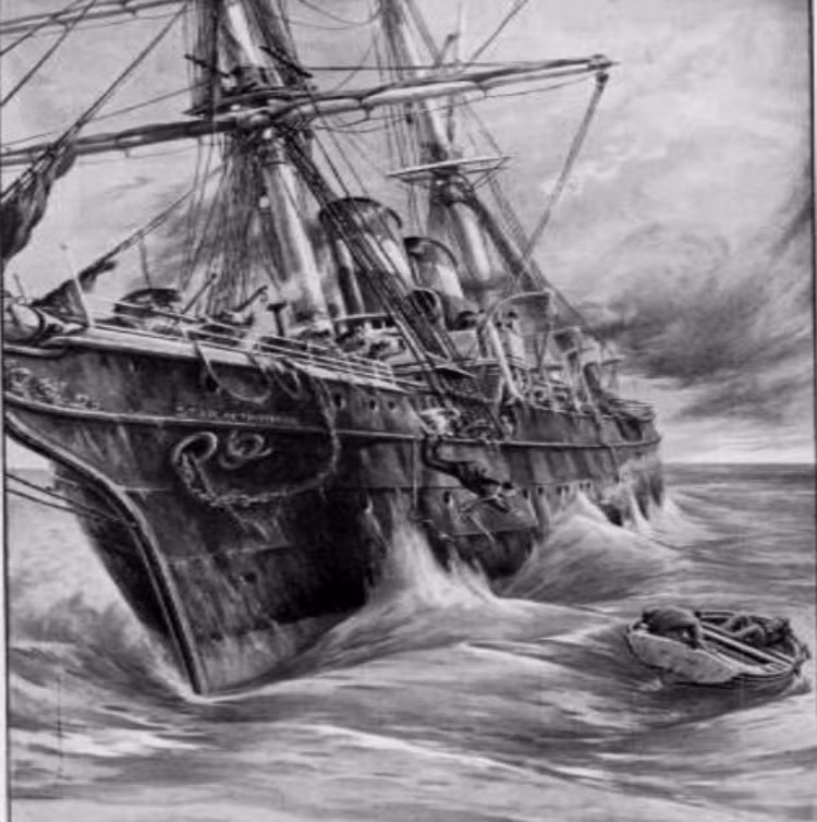 Ourang Medan là một trong những “con tàu ma” nổi tiếng nhất thế giới. Người ta kể rằng những tiếng kêu thảm thiết phát ra từ con tàu này và khi phát hiện con tàu, khuôn mặt của các thành viên thủy thủ đoàn “đóng băng” trong nỗi sợ hãi. Tuy nhiên, đây hoàn toàn là những thông tin thêu dệt mà thôi. Ảnh: List25.