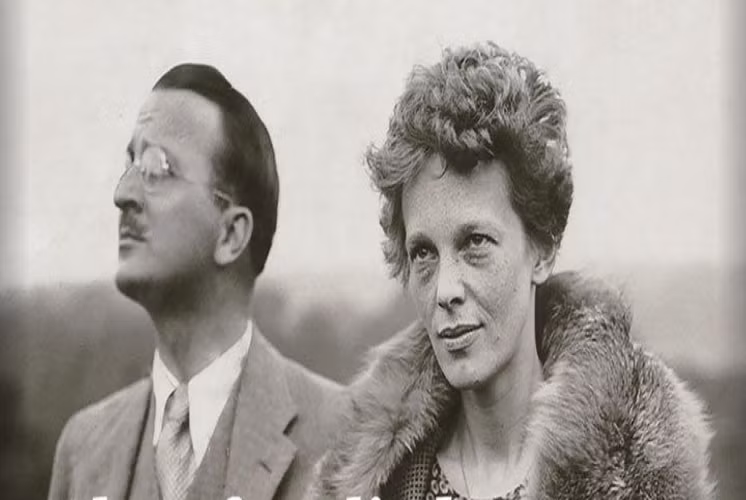 Amelia Earhart thường nói dối về tuổi thực của mình. Ảnh: ATI.