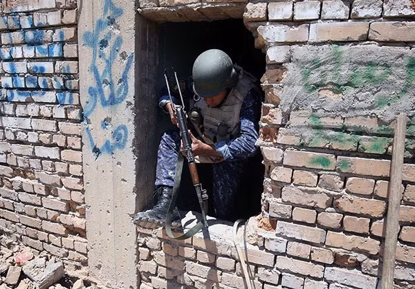 Sau những tháng giao tranh ác liệt, các lực lượng an ninh Iraq đã giải phóng nhiều khu vực ở Tây Mosul và dự kiến giải phóng toàn bộ thành phố Mosul vào cuối tháng 5/2017. Ảnh: FNA.