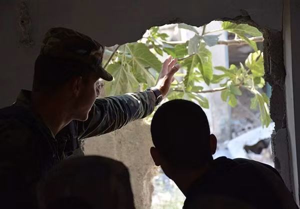 Nguồn tin cho biết, nhiều phần tử khủng bố đã bỏ mạng hoặc bị thương và phải tháo chạy trong đợt tấn công dồn dập của quân đội Syria. Ảnh: FNA.