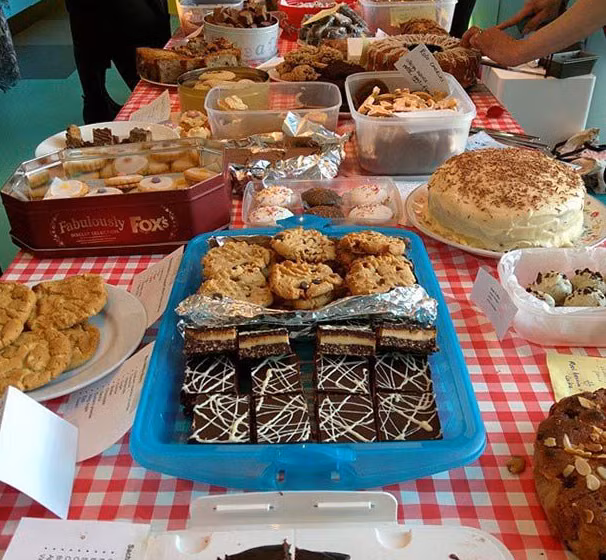 Một trong những nội quy nhà trường kỳ lạ trên thế giới là cấm bán bánh trong trường. Nhằm hạn chế tình trạng béo phì ở trẻ em, các trường học ở bang Massachusetts (Mỹ) đã "ban hành" điều cấm này. Ảnh: L25.