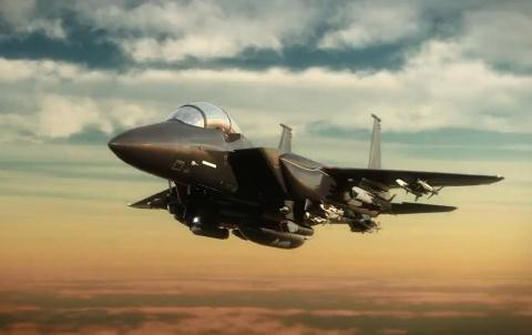 Ngoài ra, máy bay còn được lắp đặt hệ thống điện tử hàng không tối tân hơn mà trọng tâm xoay quanh radar mảng pha quét điện tử chủ động (AESA) đời mới nhất.