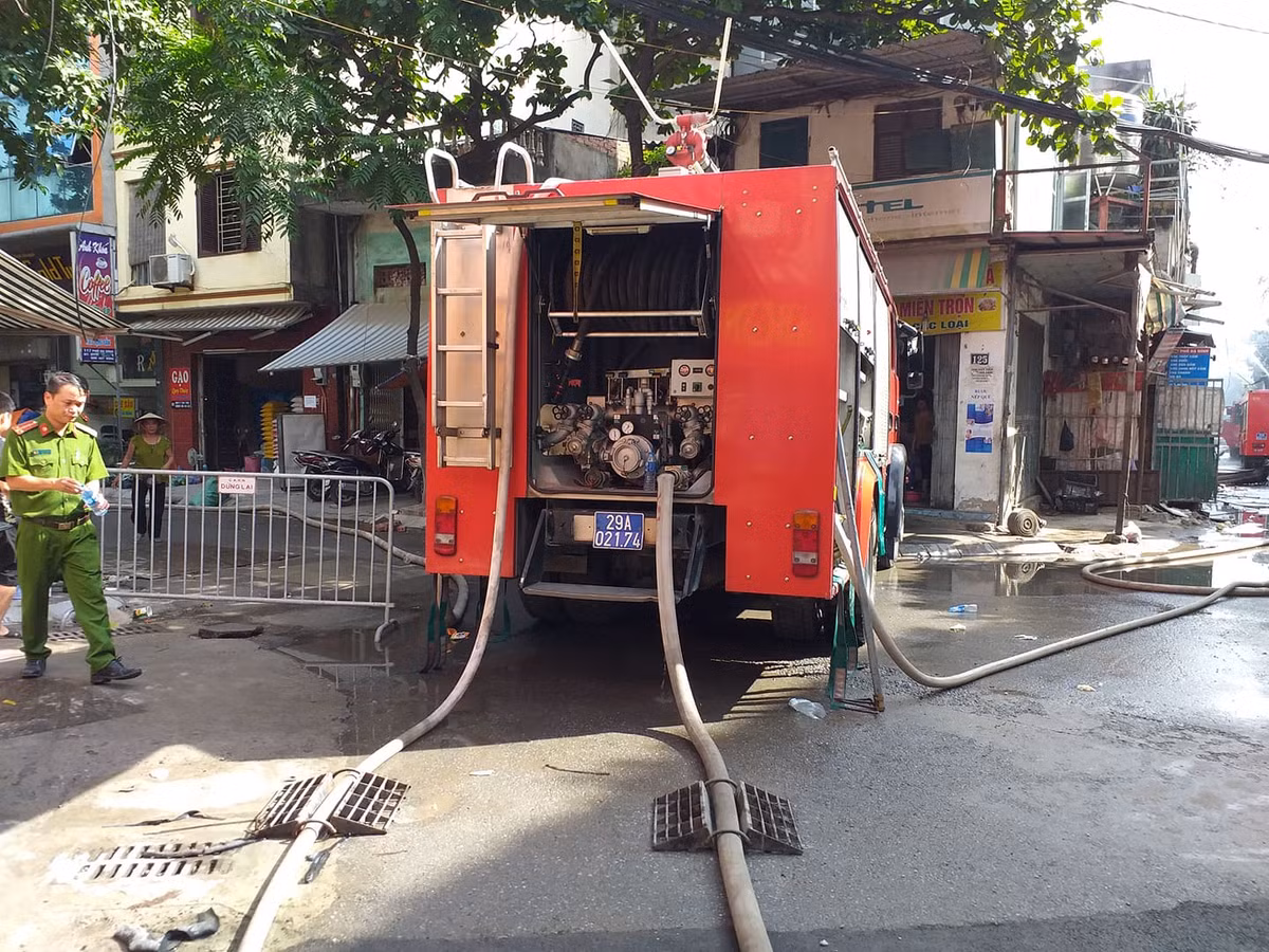 Cong ty Rang Dong the nao sau dem chay kinh hoang?