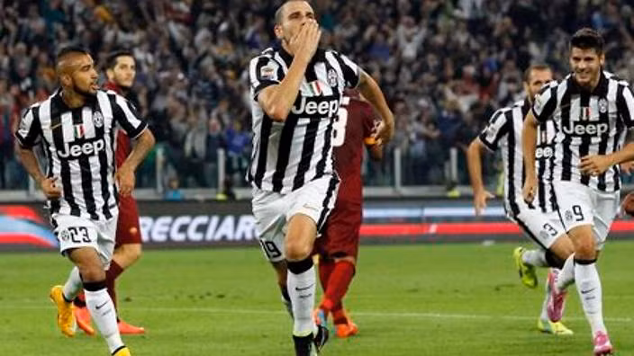 Rất tức giận trước điều này, ở ngay trận đại chiến sau đó, Juventus chỉ cho tiền vệ linh hồn của mình vào sân ở 10 phút cuối cùng và phạt 100.000 bảng. Tuy chỉ thi đấu ít phút nhưng chính tiền vệ là người góp công chính trong việc đem về bàn thắng ấn định chiến thắng 3-2, khi đã che khuất tầm nhìn của thủ môn Lukasz Skorupski để Bonnuci sút lung tưới đội khách Roma.