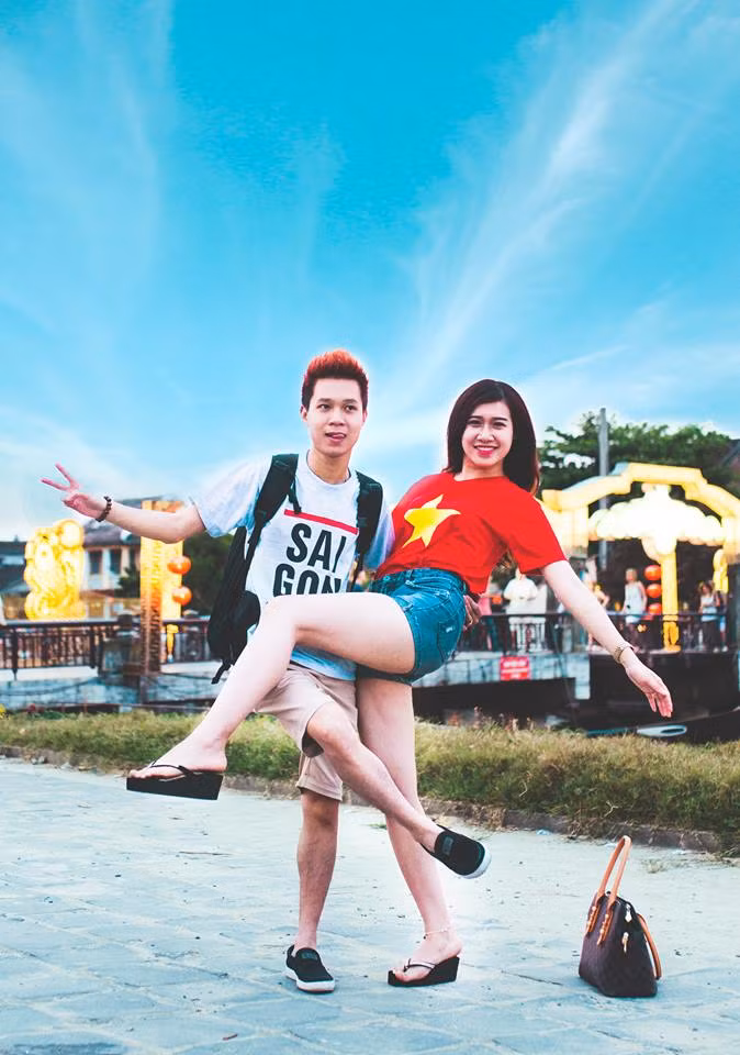 Khoảnh khắc tinh nghịch, đáng yêu của cặp đôi Hồng Trường - Minh Tâm.