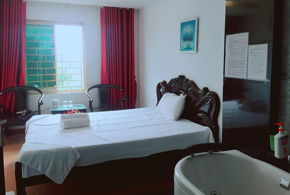 Một trong số các phòng nghỉ tại khách sạn Biển Đông 476 Đội Cấn (Hà Nội).