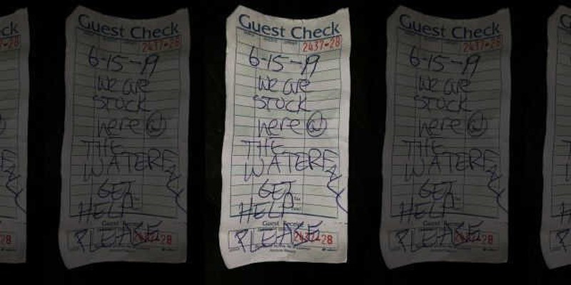 La lung ca nha duoc cuu song nho vao buc thu trong chai-Hinh-2