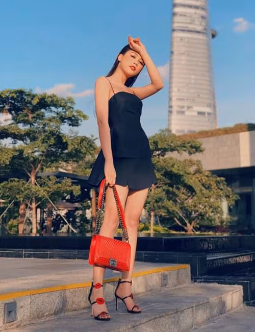 Sam manh tay chi 150 trieu cho set do hang hieu di xe bus-Hinh-13