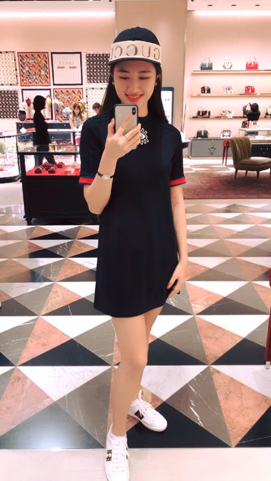 Lay chong dai gia, cuoc song cua Hoa hau Thu Ngan gio ra sao?-Hinh-20