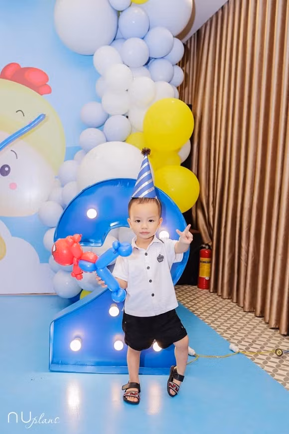 Lay chong dai gia, cuoc song cua Hoa hau Thu Ngan gio ra sao?-Hinh-8