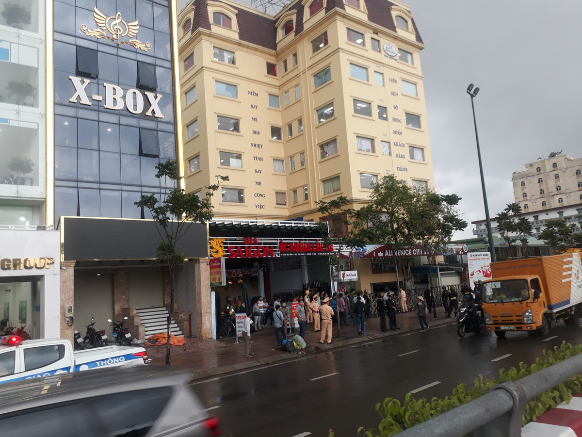 Canh sat bat Tong Giam doc Cong ty Alibaba Nguyen Thai Linh-Hinh-2