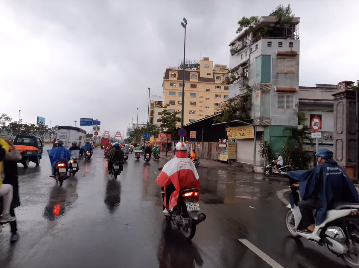 Canh sat bat Tong Giam doc Cong ty Alibaba Nguyen Thai Linh-Hinh-3