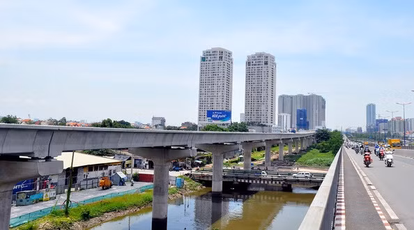 Lam sao go nut that metro Ben Thanh - Suoi Tien?