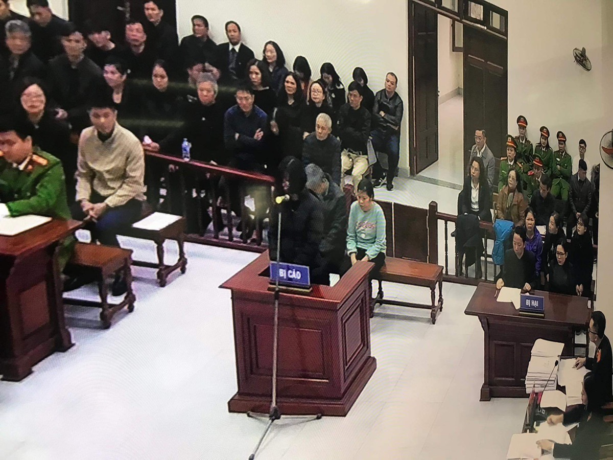 Xet xu vu be trai hoc truong Gateway tu vong: Ly do khong dien ten chau Long