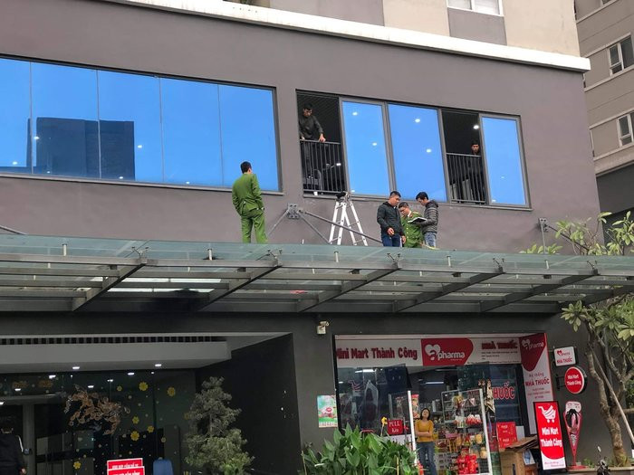 Nguyen nhan be gai roi tu tang 25 chung cu Star Tower Ha Noi