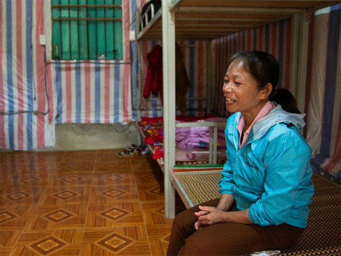 Cau chuyen cam dong lan dau “cong chu” len non cua thay co giao mien xuoi