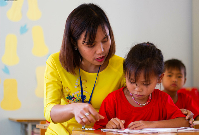 Cau chuyen cam dong lan dau “cong chu” len non cua thay co giao mien xuoi-Hinh-2