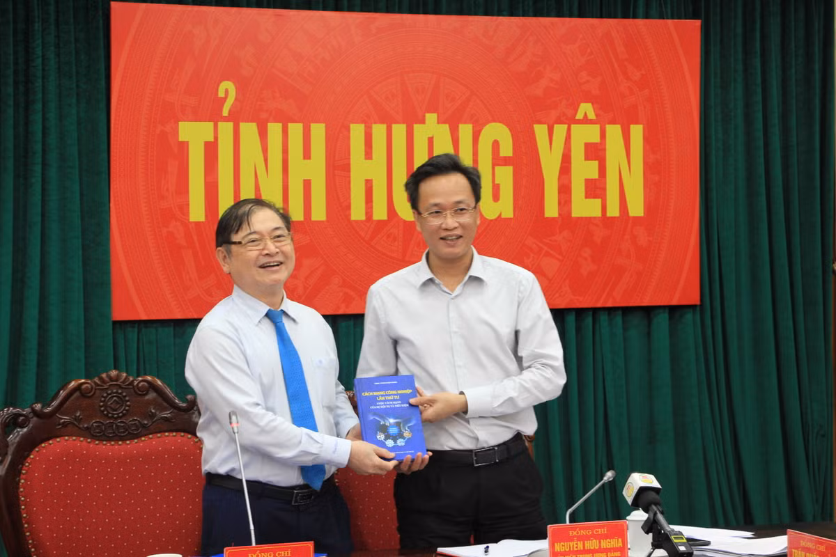 VUSTA phoi hop voi Tinh uy Hung Yen phat trien khoa hoc cong nghe-Hinh-3