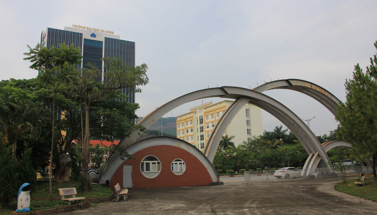 Quang Ninh: Cong vien Sinh vien 45 ty dong “chet yeu”, gay lang phi