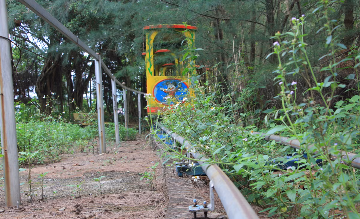 Theo tinh thần chỉ đạo của lãnh đạo UBND TP Uông Bí ở thời điểm năm 2018, sẽ xây dựng công viên theo xu hướng trẻ và hiện đại để phục vụ du lịch và nhân dân, chia theo các chủ đề, tránh nhàm chán, phù hợp với điều kiện, hoàn cảnh thực tế; tận dụng cơ sở cũ, không thay đổi về quy hoạch; đối tượng phục vụ hướng tới tầm quốc gia và quốc tế.