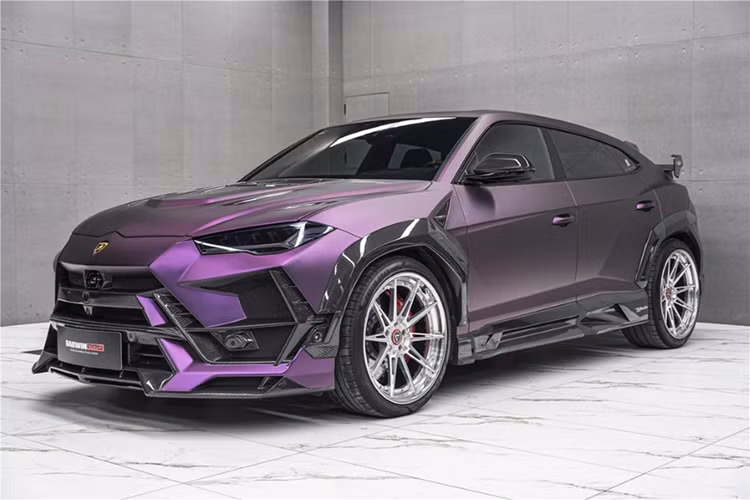 Với tổng thể gói độ DarwinPRO Aerodynamics cho Lamborghini Urus có nhiều điểm tương đồng với các hãng độ khác, tuy nhiên điểm nhấn nằm ở bộ bodykit được thực hiện ngoài sức tưởng tượng khiến chiếc Urus trở nên hoang dại hơn và được gọi là "BKSSII-Lucifer".
