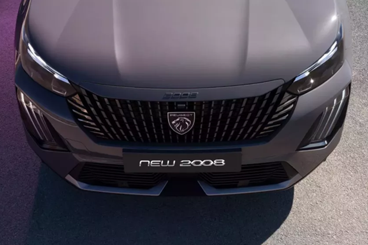 Mâm xe là điểm nhấn sáng tạo và phá cách của New Peugeot 2008 tại Việt Nam với thiết kế được lấy cảm hứng từ kiến trúc của những thành phố nổi tiếng trên thế giới. Phiên bản Premium sử dụng mâm 17 inch Karakoy, được thiết kế với ý tưởng từ các công trình cổ điển tại địa danh cùng tên thuộc thành phố Istanbul, Thổ Nhĩ Kỳ.