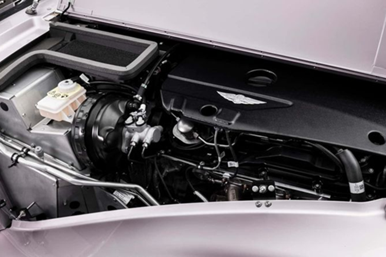 Đối với những người yêu thích phong cách thể thao, Morgan cung cấp tùy chọn bộ giảm chấn Nitron có thể điều chỉnh và bộ vi sai chống trượt.