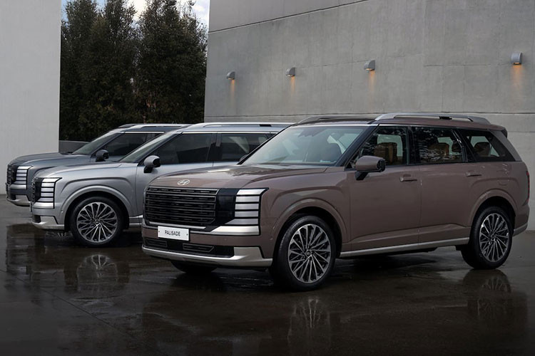 Trong đó, có đến 70% số lượng đơn đặt hàng là mua bản hybrid. Như vậy mức giá xe Hyundai Palisade hybrid 2025 như vậy sẽ có giá cao hơn 6 triệu won (tương đương 103,62 triệu đồng) so với phiên bản xăng thường.