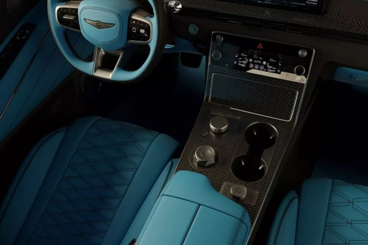 Tất nhiên, các tính năng bổ sung và tính độc quyền có thể sẽ dẫn đến mức giá xe Genesis GV80 2025 mới cao hơn nhiều so với mẫu xe tiêu chuẩn.