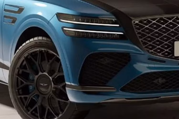 Dịch vụ One of One được ra mắt vào năm 2022 và vẫn chỉ dành riêng cho Trung Đông. Theo báo cáo gần đây của Korean Car Blog, Genesis đang tìm hiểu khả năng mở rộng chương trình bespoke sang các thị trường khác, bao gồm cả Hàn Quốc.