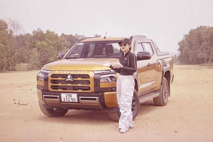 Danh gia Mitsubishi Triton the he moi - da dang nhu cau su dung-Hinh-7