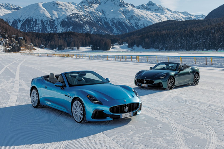 Tại thị trường Ý, mức giá xe Maserati GranCabrio tiêu chuẩn có mức khởi điểm từ 169.600 Euro (khoảng 183.168 USD tương đương 4,58 tỷ đồng), rẻ hơn 41.200 Euro (khoảng 44.496 USD tương đương 1,11 tỷ đồng) so với phiên bản Trofeo và phiên bản điện Folgore có giá 210.800 Euro (khoảng 227.664 USD tương đương 5,69 tỷ đồng).