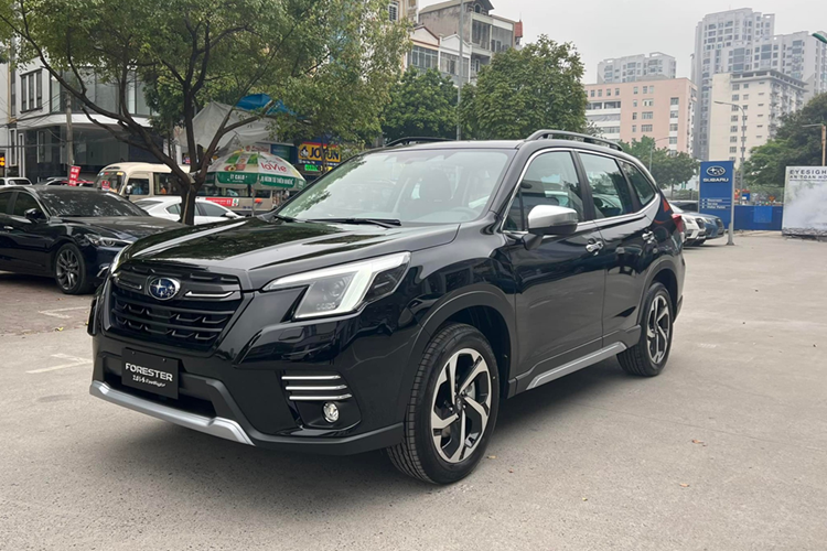 Ngoài ra, trong tháng 4/2025 này, khách hàng mua xe Subaru còn có cơ hội trúng 15 phần quà bốc thăm may mắn với tổng giá trị lên đến 150 triệu đồng. Trong đó, có 1 giải nhất là chuyến du lịch Nhật Bản 5 ngày 4 đêm dành cho 2 người trị giá 80 triệu đồng.