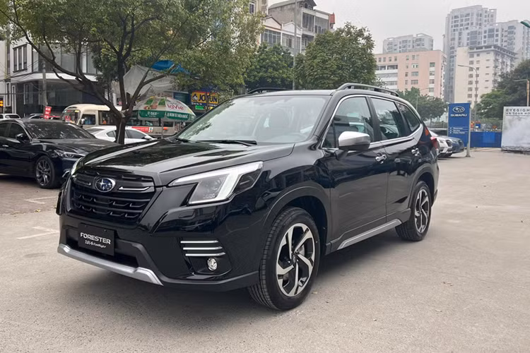 Ngoài ra, trong tháng 4/2025 này, khách hàng mua xe Subaru còn có cơ hội trúng 15 phần quà bốc thăm may mắn với tổng giá trị lên đến 150 triệu đồng. Trong đó, có 1 giải nhất là chuyến du lịch Nhật Bản 5 ngày 4 đêm dành cho 2 người trị giá 80 triệu đồng.