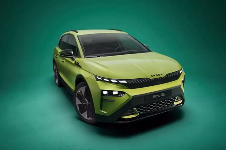 Skoda Elroq 2026 mới là mẫu SUV điện đã lần đầu tiên trình làng vào hồi tháng 10/2024. Đây cũng đồng thời là mẫu xe sẽ dần thay thế vị trí của đàn anh Skoda Karoq trên thị trường. Sau nửa năm ra mắt, Skoda Elroq đã được bổ sung phiên bản hiệu suất cao vRS.