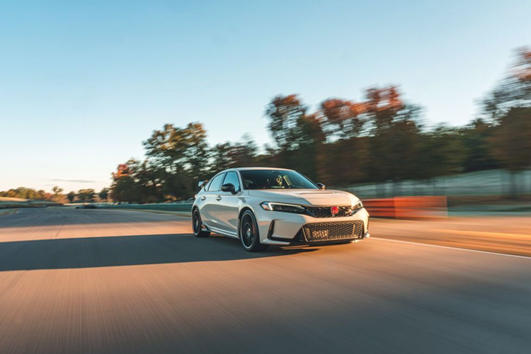 Honda ban 202.546 xe may, 2.450 oto trong thang 3/2025