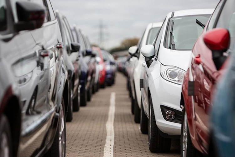 Xe nhap khau tang manh, chiem uu the tren thi truong oto Viet-Hinh-3