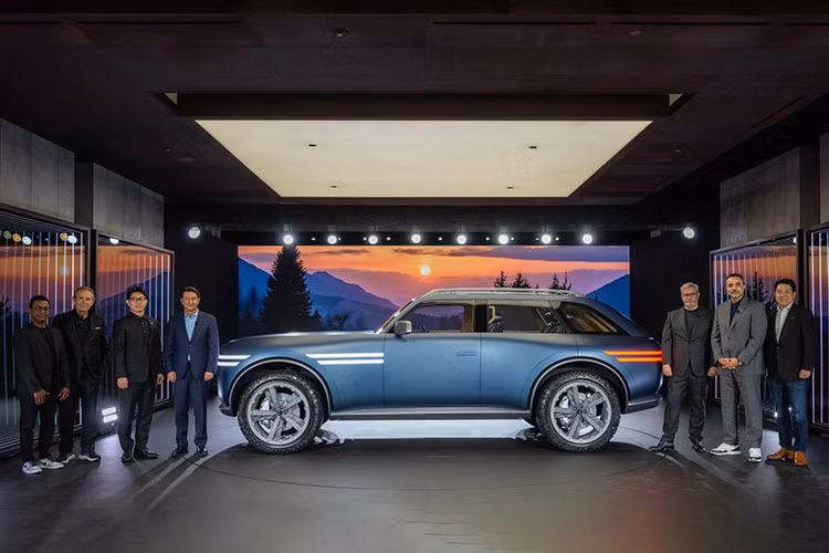 Không đơn thuần là một mẫu xe ý tưởng trình diễn thiết kế, Genesis X Gran Equator 2026 mới được xác nhận là định hướng phát triển thực tế cho một dòng SUV địa hình hạng sang mà thương hiệu Hàn Quốc đang cân nhắc sản xuất.