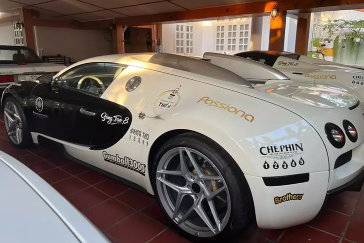 Việc mua xe Bugatti Veyron độc nhất Việt Nam đã giúp tên tuổi của Minh Nhựa trở thành 1 hiện tượng mà không có cái tên nào lúc đó so được, dù tay chơi này 1 năm trước đã mua chiếc Lamborghini Murcielago LP670-4 SV bản siêu giới hạn, nhưng Bugatti Veyron là 1 đẳng cấp khác, của nhiều tay chơi xe phải chi thật đậm sâu mới có thể sở hữu.