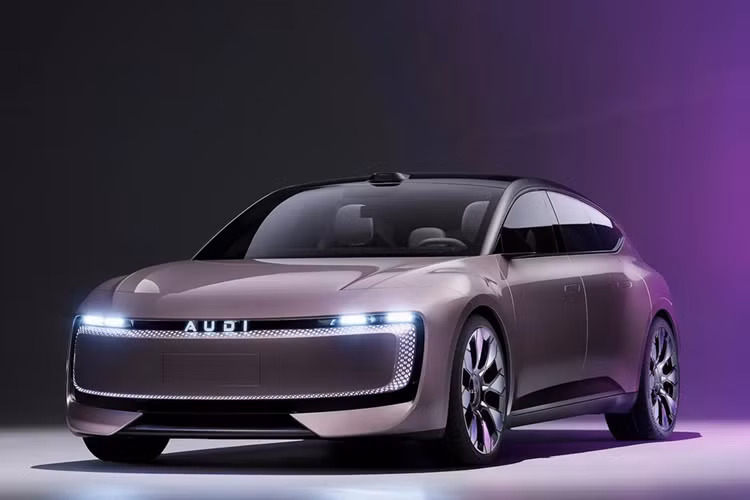 “AUDI E5 Sportback là mẫu xe đầu tiên của chúng tôi dựa trên nền tảng kỹ thuật số tiên tiến và thể hiện cam kết kết hợp những gì tốt nhất từ hai thế giới. Với ADN kỹ thuật của Audi hòa quyện với hệ sinh thái số và đổi mới tại Trung Quốc, mẫu xe này đặc biệt phù hợp với những khách hàng yêu công nghệ”, ông Fermín Soneira, CEO của Dự án hợp tác Audi và SAIC, phát biểu.